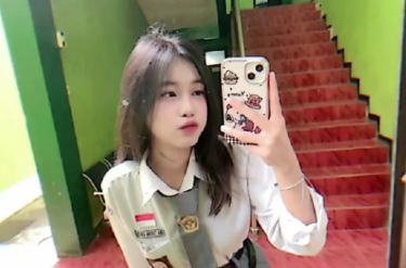 Malam Rahasia di Balik Tirai Sutra